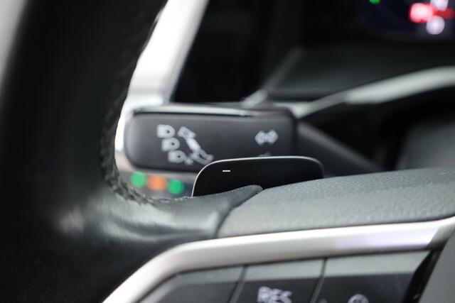 Volkswagen MULTIVAN 1.4 eHybrid L1H1 | Rijklaar! | 7 Pers. | IQ. Light | Dig. Cockpit | Camera+PDC | Adapt. Cruise | Apple CarPlay | All Seasons | DAB | 17'' V