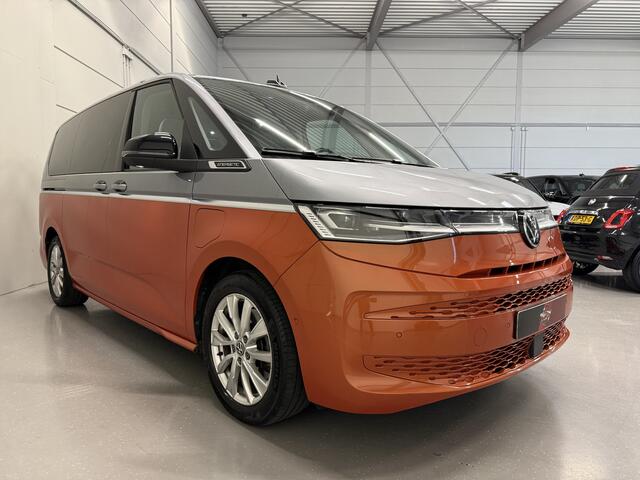 Volkswagen MULTIVAN 1.4 eHybrid L2 Energetic 7p. PANO/HEAD-UP/TREKHAAK/CAMERA/SFEER/CARPLAY/IQ-LIGHT/KEYLESS/ACC/ADAPTIVE-ONDERSTEL/18"/PRIVACY/TWO-TONE ORANGE-SILVER/VOLLEDIG VW DEALER HISTORIE