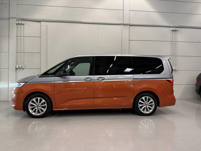 Volkswagen MULTIVAN 1.4 eHybrid L2 Energetic 7p. PANO/HEAD-UP/TREKHAAK/CAMERA/SFEER/CARPLAY/IQ-LIGHT/KEYLESS/ACC/ADAPTIVE-ONDERSTEL/18"/PRIVACY/TWO-TONE ORANGE-SILVER/VOLLEDIG VW DEALER HISTORIE