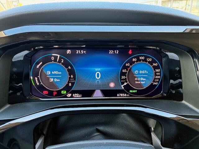 Volkswagen MULTIVAN 1.4 eHybrid L2H1 Style / Carplay / Navi / Draaibare middenstoelen / Leder
