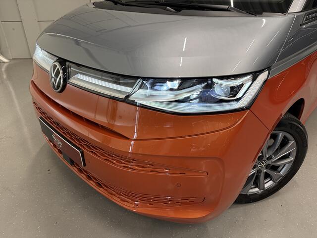Volkswagen MULTIVAN 1.4 eHybrid Energetic PANO/TREKHAAK/MASSAGE/LEER/HEAD-UP/IQ-LIGHT/ELECTR.SCHUIFDEUREN/ACC/360CAMERA/SFEER/STANDKACHEL/TWO-TONE/UNIEK SLECHTS 37.000KM, NET OH BEURT GEHAD BIJ VW DEALER