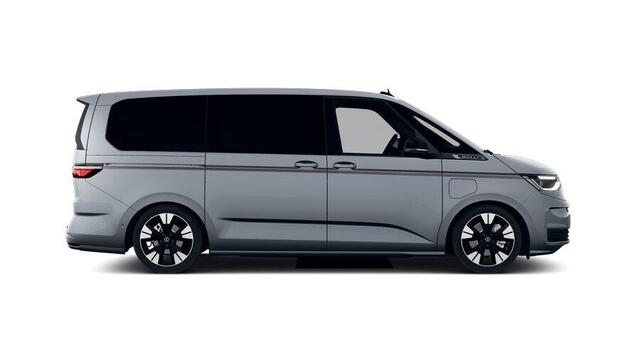 Volkswagen MULTIVAN 1.5 eHybrid L2 Bulli Edition 4Motion | IQ Light | Panoramadak | Area View | 12,9 inch Discover Pro | Wegklapbare trekhaak | Zitopstelling 2-2-3 met vis-a-vis | Privacy glass|