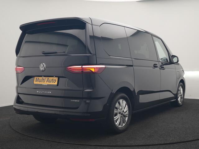 Volkswagen MULTIVAN 1.4 eHybrid 7 Zits PHEV 218pk Dealer O.H | Trekhaak Af Fabriek | Panodak | IQ Light | Camera | Stoelverwarming | Apple Carplay | Navigatie | DAB | Cruise Control | 17"L.M | Plug In Hybrid |