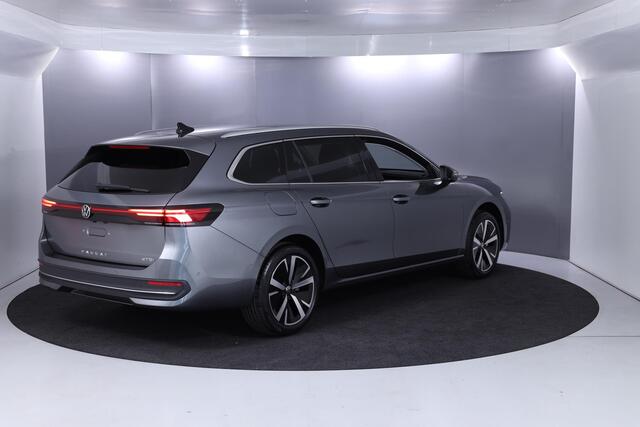 Volkswagen PASSAT Variant Business 1.5 110 kW / 150 pk eTSI Variant 7 versn. DSG