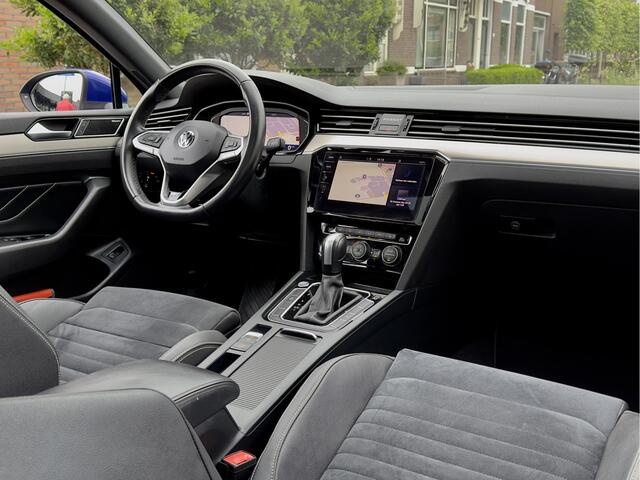 Volkswagen PASSAT Variant 1.5 TSI AUT7 R-LINE ELEGANCE. PANOADAK LEDER NAVI CAMERA VIRTUAL-DASH IQ-DRIVE LED LMV PDC