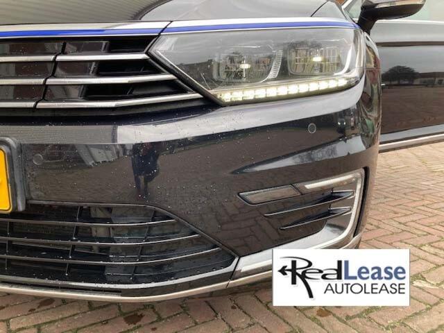 Volkswagen PASSAT GTE PHEV Variant Navigatie Cruise control 160 Kw/218 Pk