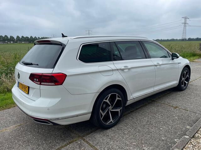 Volkswagen PASSAT Variant 1.4 TSI PHEV GTE Business