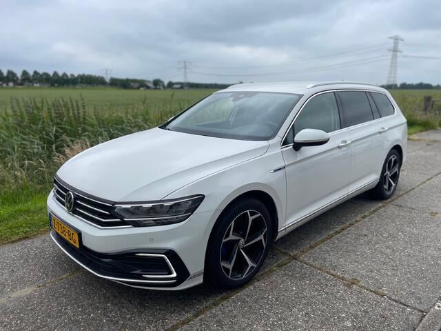 Volkswagen PASSAT Variant 1.4 TSI PHEV GTE Business