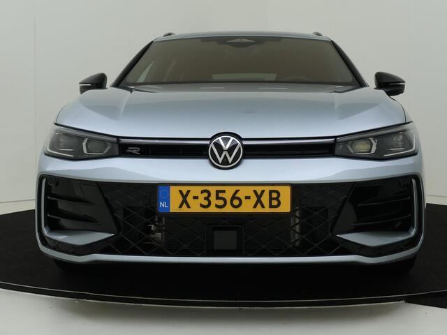 Volkswagen PASSAT Variant 1.5 eTSI DSG R-Line Business | Panoramadak | Harman kardon | 19 inch LM velgen | LED Matrix | Interieurvoorverwarming | 360 graden camera |
