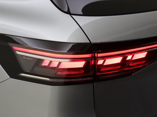 Volkswagen PASSAT Variant 1.5 eTSI DSG R-Line Business | Panoramadak | Harman kardon | 19 inch LM velgen | LED Matrix | Interieurvoorverwarming | 360 graden camera |
