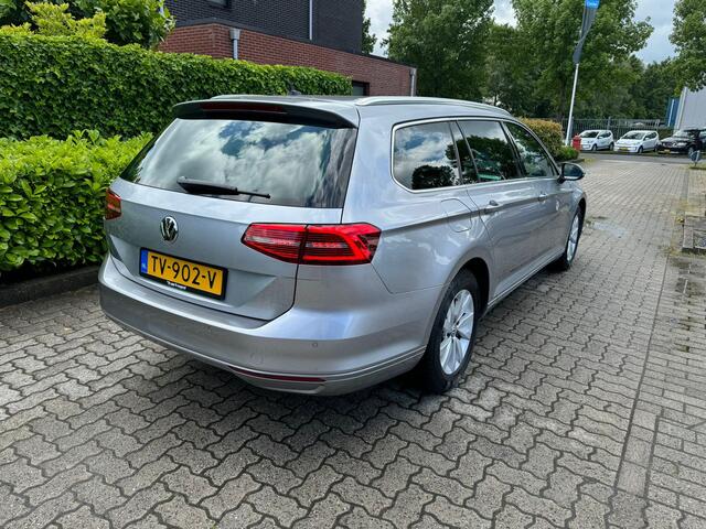 Volkswagen PASSAT Variant 1.4 TSI Comfortline Business navi, cruise, pdc