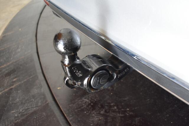 Volkswagen PASSAT GTE Virtual EL Trekt+aKlep Disc pro Navi leder Pano Camera Dodeh detec