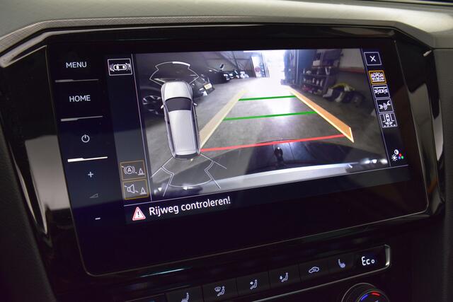Volkswagen PASSAT GTE Virtual EL Trekt+aKlep Disc pro Navi leder Pano Camera Dodeh detec