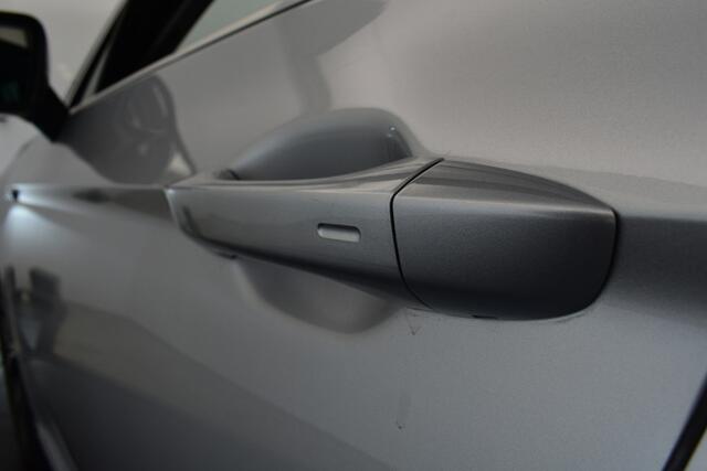 Volkswagen PASSAT GTE Virtual EL Trekt+aKlep Disc pro Navi leder Pano Camera Dodeh detec