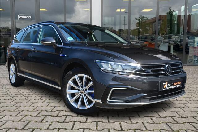 Volkswagen PASSAT Variant 1.4 TSI PHEV GTE | Dealer Onderhouden | ACC | Camera |