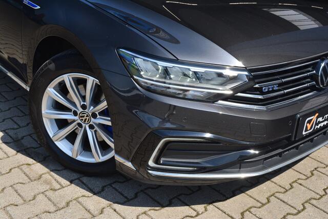 Volkswagen PASSAT Variant 1.4 TSI PHEV GTE | Dealer Onderhouden | ACC | Camera |