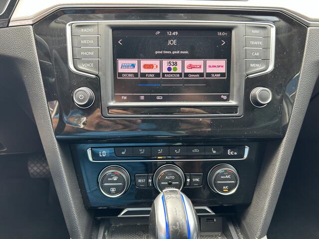 Volkswagen PASSAT 1.4 TSI GTE Connected Series Plus plug in hybride. Bom vol opties