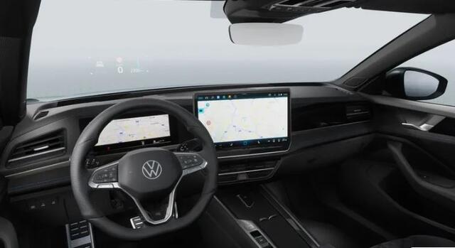 Volkswagen PASSAT Variant 1.5 eHybrid R-Line Business *Black Style*