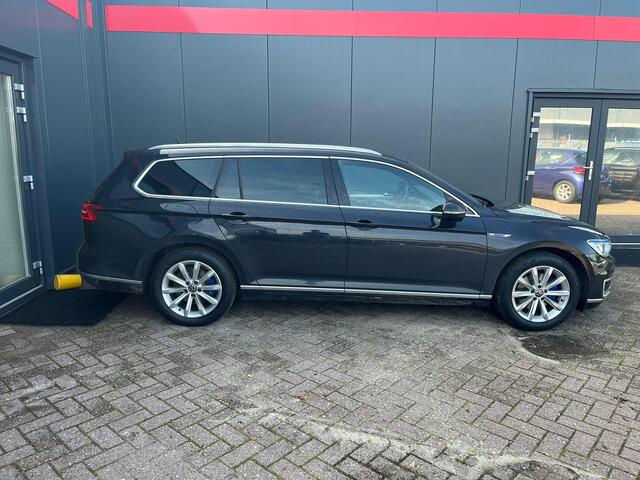 Volkswagen PASSAT Variant 1.4 TSI GTE Connected Series Plus | Hybride | Airco | Trekhaak |
