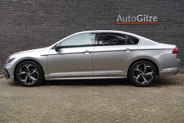 Volkswagen PASSAT 1.5 TSI Automaat R-Line Facelift l Pano l Virtual Cockpit l Camera l NAP