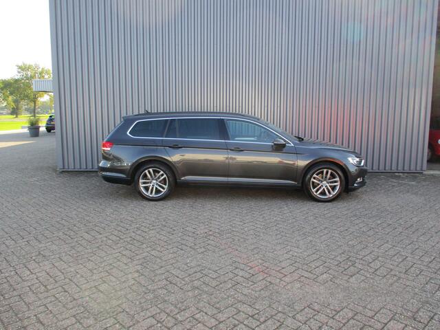 Volkswagen PASSAT Variant 1.5 TSI 150 Pk Navi Trekhaak