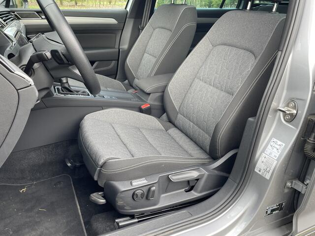 Volkswagen PASSAT Variant 1.4 TSI PHEV 218pk GTE Business DSG / Panoramadak / Head-up Display / Camera / Stoelverwarming