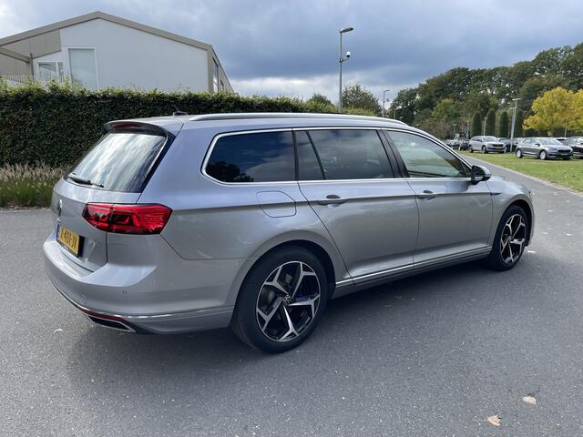 Volkswagen PASSAT Variant 1.4 TSI PHEV 218pk GTE Business DSG / Panoramadak / Head-up Display / Camera / Stoelverwarming