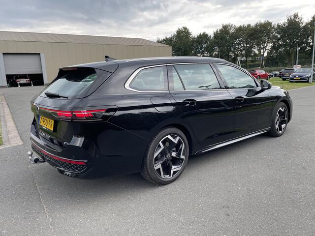 Volkswagen PASSAT Variant 1.5 eTSI 150pk R-Line Business DSG / Panoramadak / Camera / Stoel/Stuurverwarming
