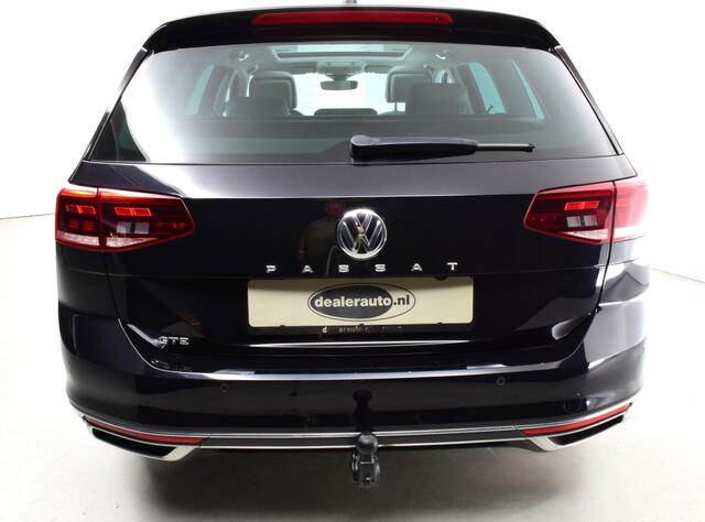 Volkswagen PASSAT Variant 1.4 TSI PHEV GTE, Panorama, Trekhaak, Carplay, Alcantara\Leder