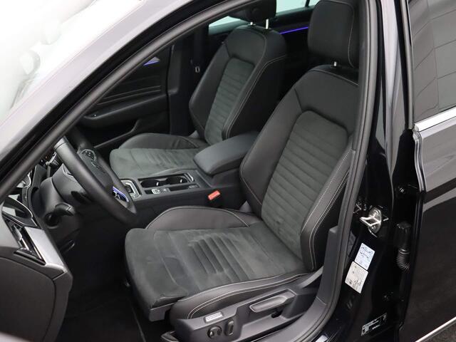 Volkswagen PASSAT Variant GTE Business 1.4 TSI eHybrid 218pk DSG Automaat Trekhaak, Panoramadak, Elektrische achterklep, LED matrix koplampen, Navigatie, Adaptive cruise control, Stuurwiel verwarmd, Achteruitrijcamera, Parkeersensoren