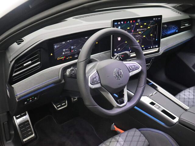 Volkswagen PASSAT Variant R-Line Business 1.5 eTSI 150pk DSG Automaat Panoramadak, Harman kardon audio, 360 camera, Head up display, Adaptive cruise control, Navigatie, LED matrix koplampen, Verwarmde voorruit, Stoelverwarming