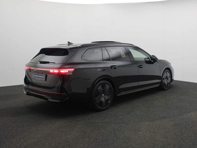Volkswagen PASSAT Variant R-Line Business 1.5 eTSI 150pk DSG Automaat Panoramadak, Harman kardon audio, 360 camera, Head up display, Adaptive cruise control, Navigatie, LED matrix koplampen, Verwarmde voorruit, Stoelverwarming