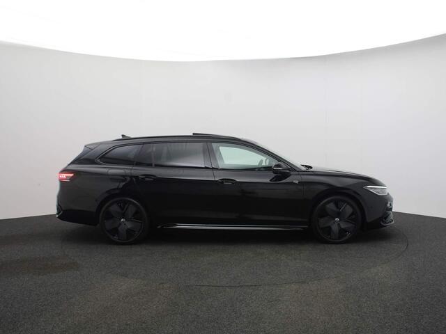 Volkswagen PASSAT Variant R-Line Business 1.5 eTSI 150pk DSG Automaat Panoramadak, Harman kardon audio, 360 camera, Head up display, Adaptive cruise control, Navigatie, LED matrix koplampen, Verwarmde voorruit, Stoelverwarming