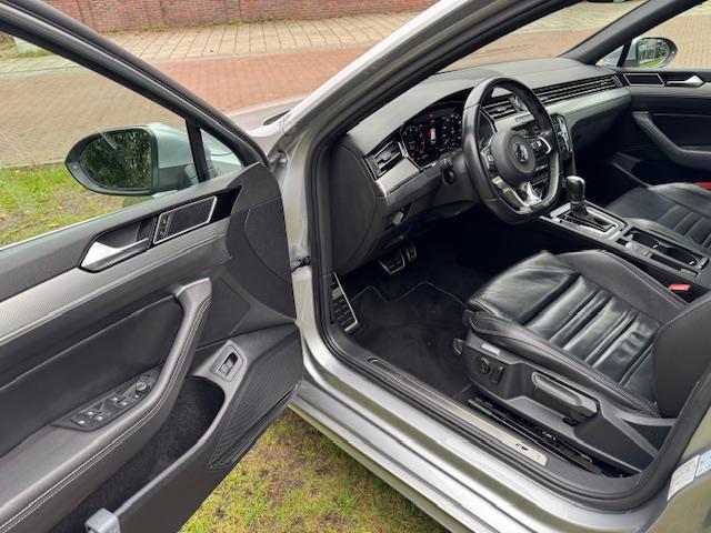 Volkswagen PASSAT VARIANT 1.5TSI 150PK DSG R-LINE HIGHLINE/VIRTDASH/ACARPLAY/NAV/LEER