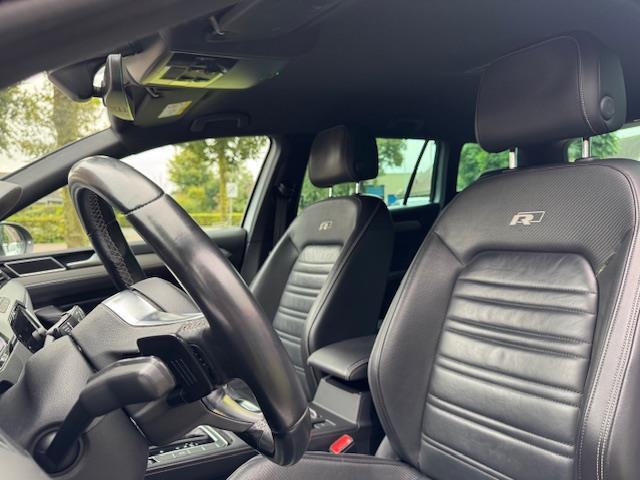 Volkswagen PASSAT VARIANT 1.5TSI 150PK DSG R-LINE HIGHLINE/VIRTDASH/ACARPLAY/NAV/LEER