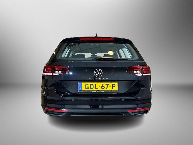 Volkswagen PASSAT Variant 1.5 150pk TSI Business / Achteruitrijcamera (Rear View) / Adaptive Cruise Control / Navigatiesysteem