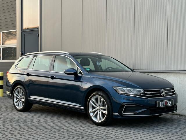 Volkswagen PASSAT 1.4 TSI PHEV GTE Bns NAVI CAMERA TREKHAAK ACC ECC