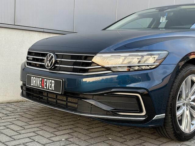 Volkswagen PASSAT 1.4 TSI PHEV GTE Bns NAVI CAMERA TREKHAAK ACC ECC