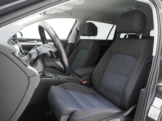 Volkswagen PASSAT Variant 1.4 TSI PHEV GTE | Adaptive Cruise | Camera | Carplay | Climate | DAB