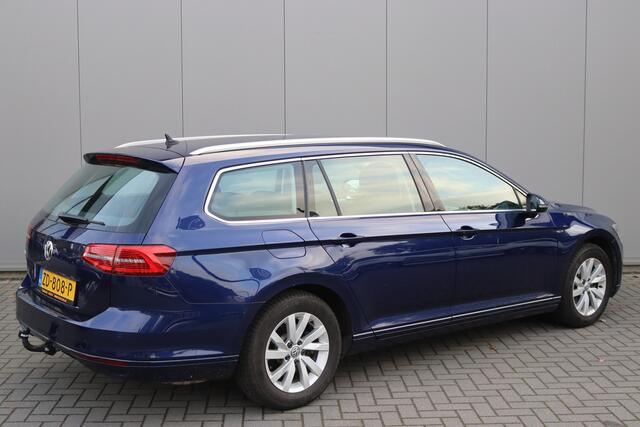 Volkswagen PASSAT Variant 1.5 TSI 150PK Automaat Comfortline Business Navigatie/Camera/Trekhaak/Adaptive-cruise