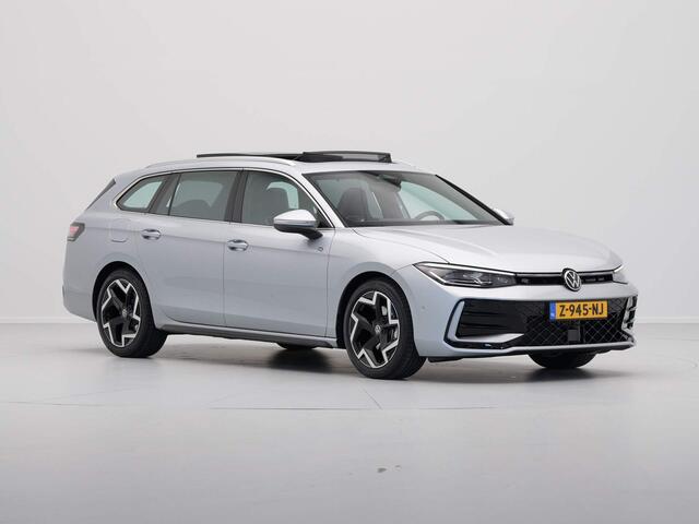 Volkswagen PASSAT Variant 1.5 eTSI 150pk DSG R-Line Business Panorama Navigatie Trekhaak Camera