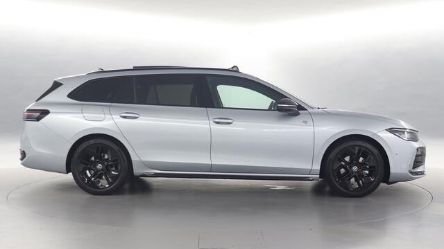 Volkswagen PASSAT Variant 1.5 eTSI 150pk DSG R-Line Business Black Style