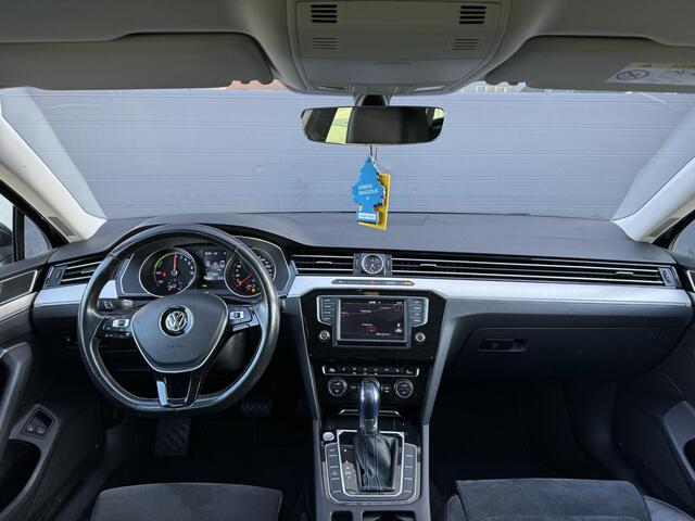 Volkswagen PASSAT Variant 1.4 TSI GTE Highline