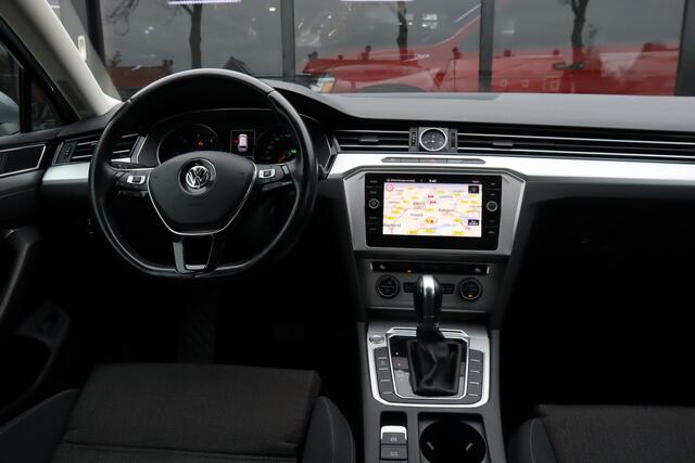 Volkswagen PASSAT Variant 1.6 TDI Comfortline | Navigatie | Achteruitrijcamera | Adaptive cruise control |