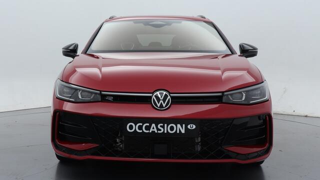 Volkswagen PASSAT Variant 1.5 eTSI 150pk DSG R-Line Business Panoramadak Black Style