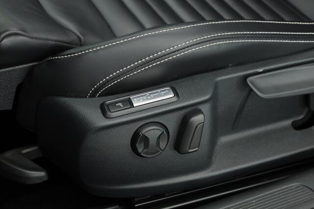 Volkswagen PASSAT Variant 1.4 TSI PHEV GTE R-Line | Pano | Camera | Navi | Stoel- Stuurverw. | Travel Assist | Leder