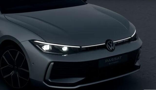 Volkswagen PASSAT Variant 1.5 eHybrid R-Line Edition