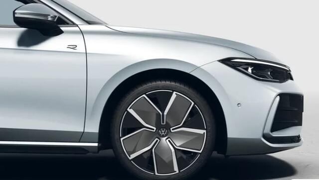 Volkswagen PASSAT Variant 1.5 eHybrid R-Line Edition