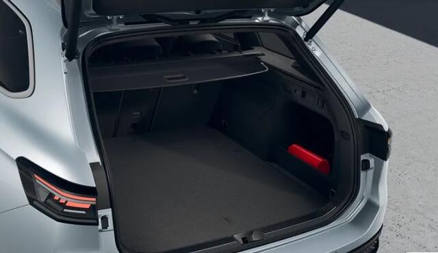 Volkswagen PASSAT Variant 1.5 eHybrid R-Line Edition