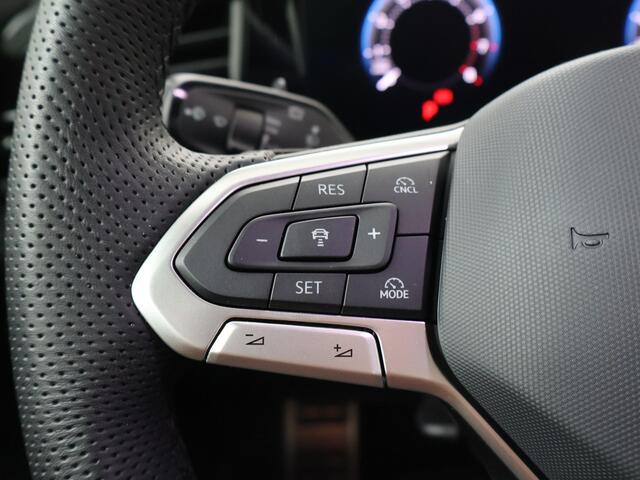 Volkswagen PASSAT Variant 1.5 eTSI R-Line Business | 150 PK | Automaat | Trekhaak | Navigatiesysteem |